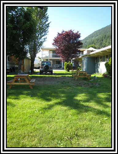 Glencoe Motel - Campgrounds Location 22