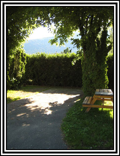 Glencoe Motel - Campgrounds Location 2